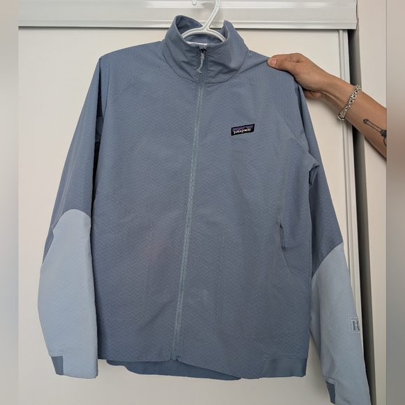 PATAGONIA Women's R1 CrossStrata Jacket - Picture 1 of 8